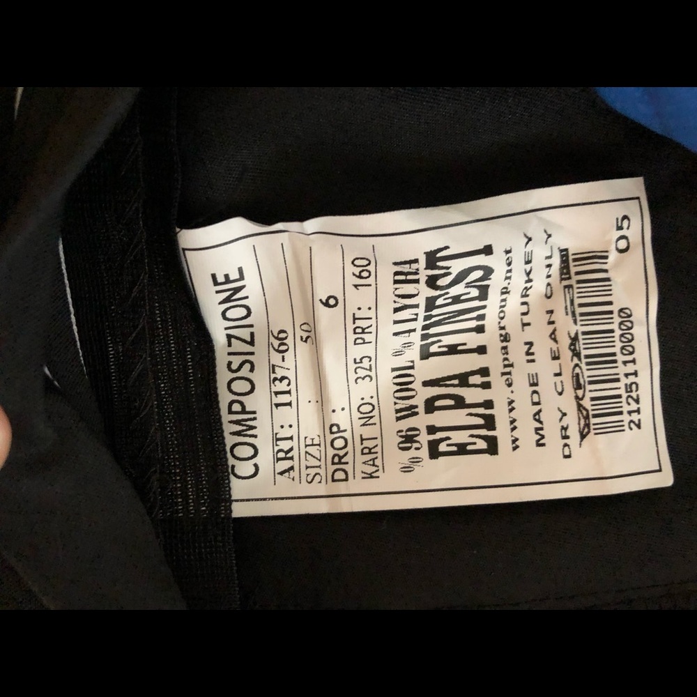 Men Suits - Picture 3 of 3